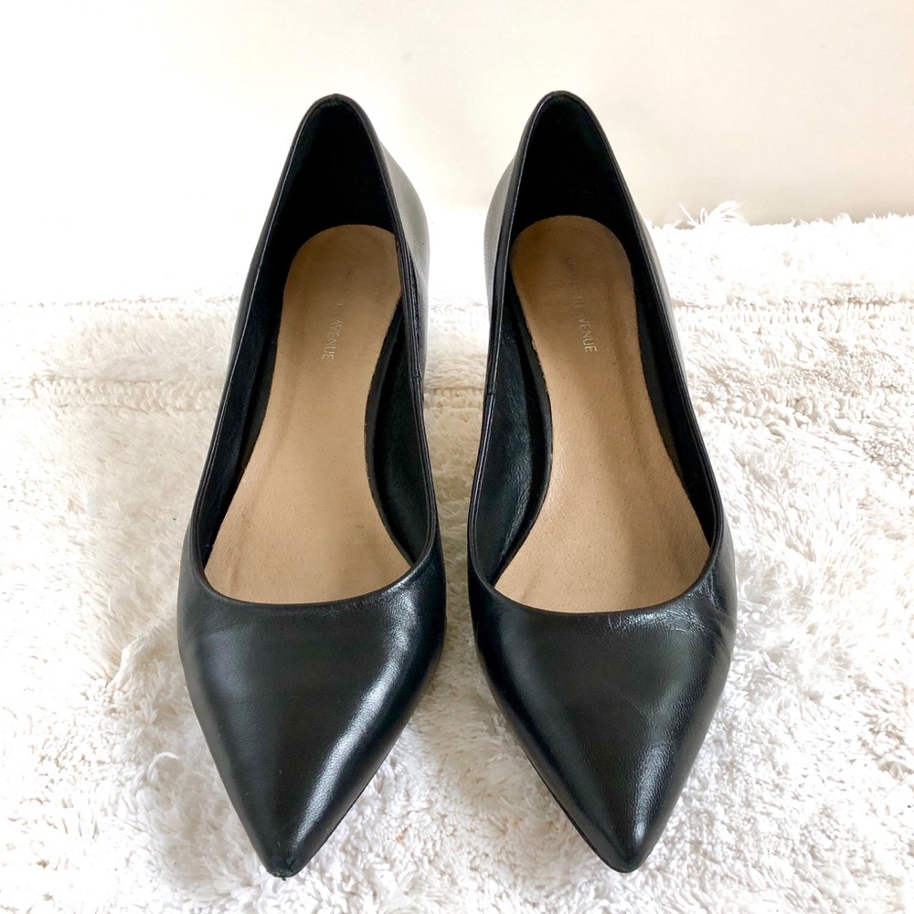Saks Fifty Avenue Pointy Toe Pump Size 7.5